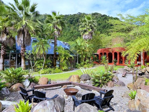 ▲▼山里蒔花光屋餐廳。（圖／部落客紫色微笑授權提供）