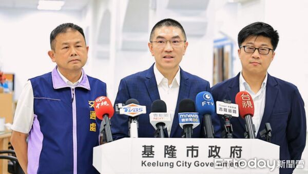 ▲謝國樑病後復工首談基捷二階。（圖／記者郭世賢翻攝）