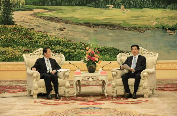 ▲國民黨副主席張榮恭會見中共中央政治局常委王滬寧。（圖／國民黨提供）