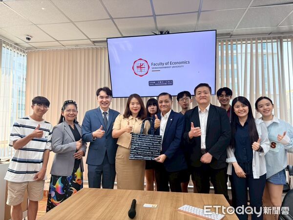 ▲國立高雄大學拜訪泰國詩納卡琳威洛大學。（圖／記者許宥孺翻攝）