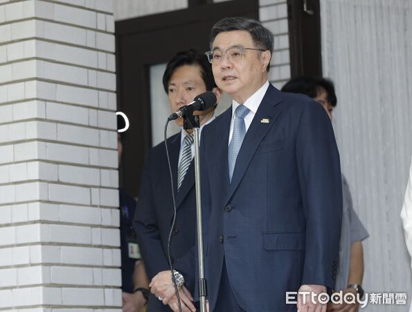 ▲▼行政院長卓榮泰12日赴立院接受質詢，會前接受媒體聯訪。（圖／記者湯興漢攝）