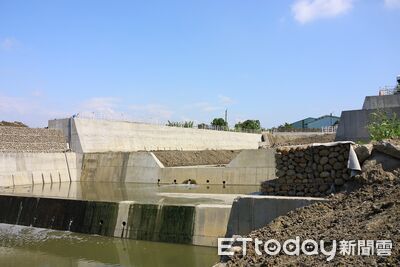 立委宣布中央補助嘉義2.4億治水　遭市府痛批「選舉紅包」