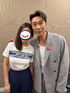 許志安「暴瘦如老30歲」近照曝！右手滿滿細節　同框美女有來頭