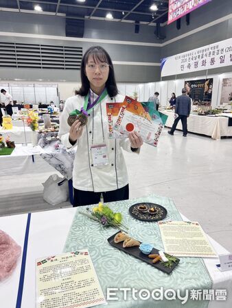 ▲林宇志老師在餐廳料理展示與開胃菜展示項目表現亮眼，一舉奪下2金1銀佳績。（記者林東良翻攝，下同）