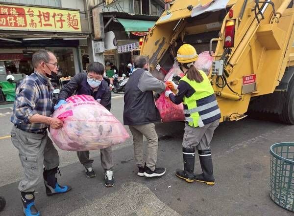 ▲隨袋徵收政策不應被誤導，蘇俊賓說明