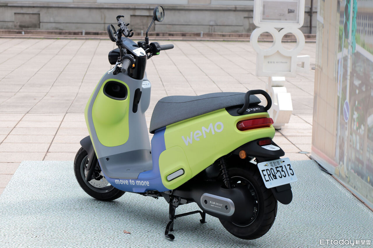 ▲WeMo白牌Gogoro新車上線「前6分起跳價30元」！綠牌舊車7月也喊漲。（圖／記者張慶輝攝）