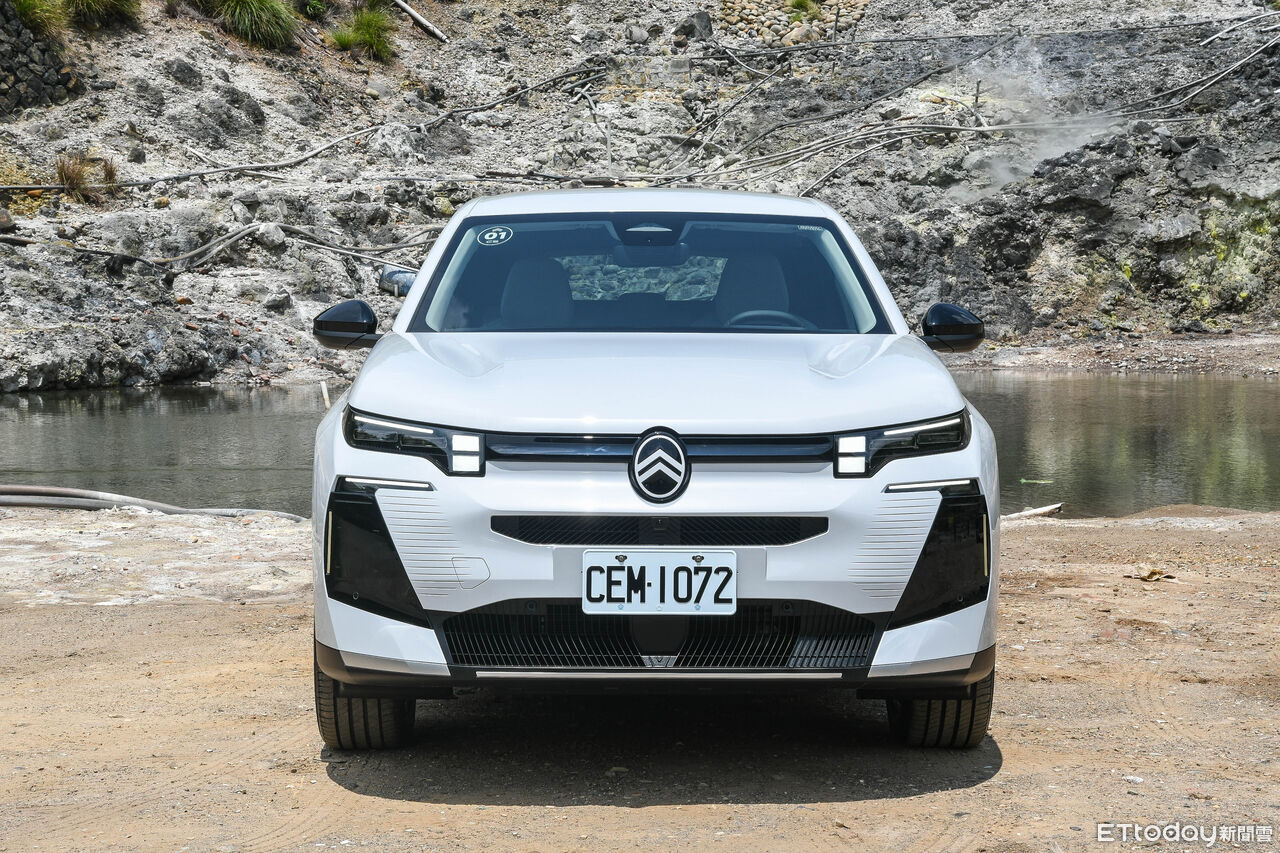 ▲Citroen C5 Aircross新休旅值得一看！低稅金空間舒適跟國產競品打價格戰。（圖／記者徐煜展攝）