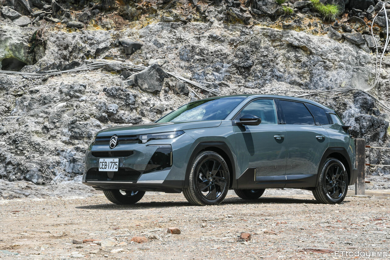 ▲Citroen C5 Aircross新休旅值得一看！低稅金空間舒適跟國產競品打價格戰。（圖／記者徐煜展攝）
