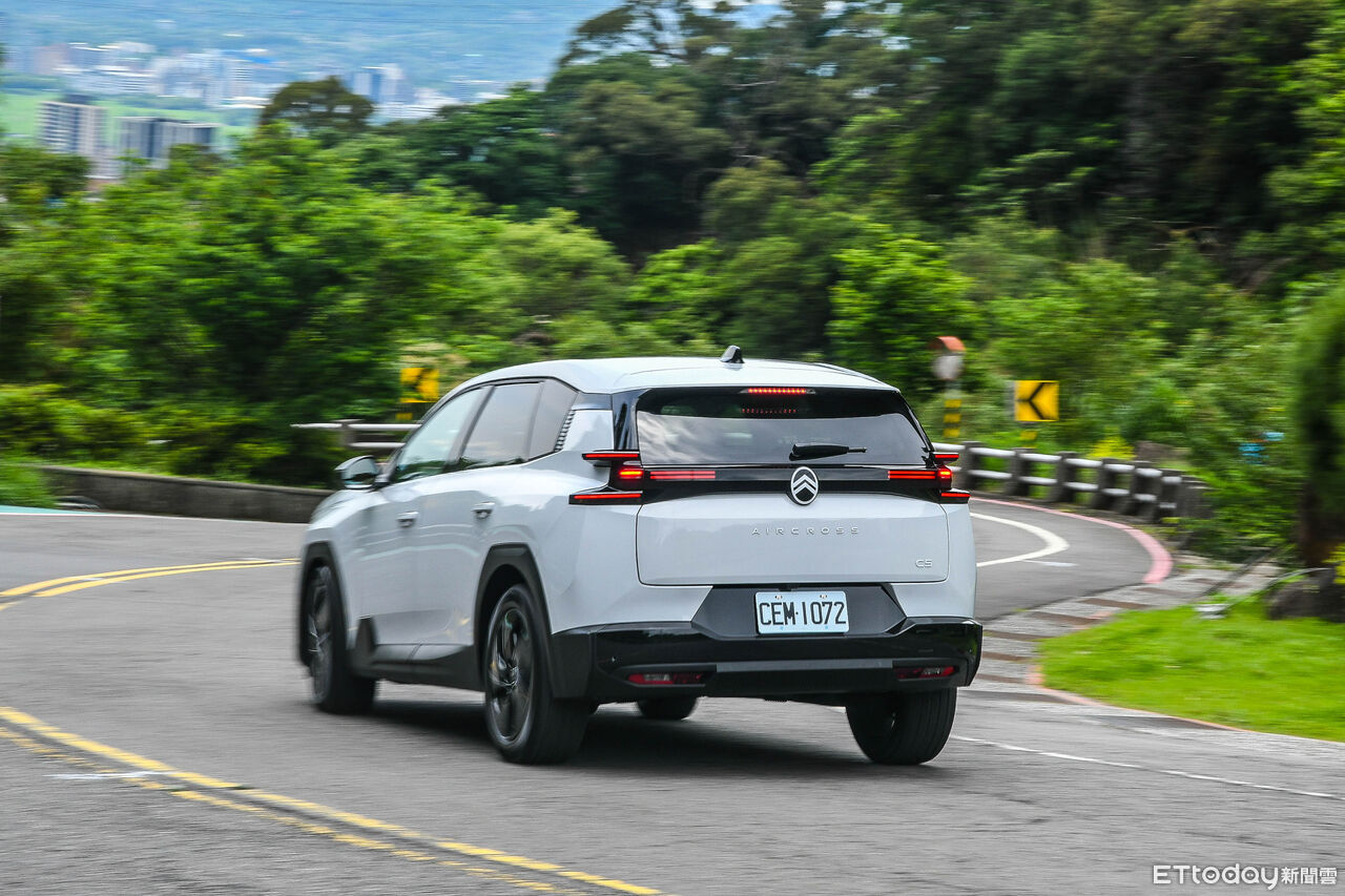 ▲Citroen C5 Aircross新休旅值得一看！低稅金空間舒適跟國產競品打價格戰。（圖／記者徐煜展攝）