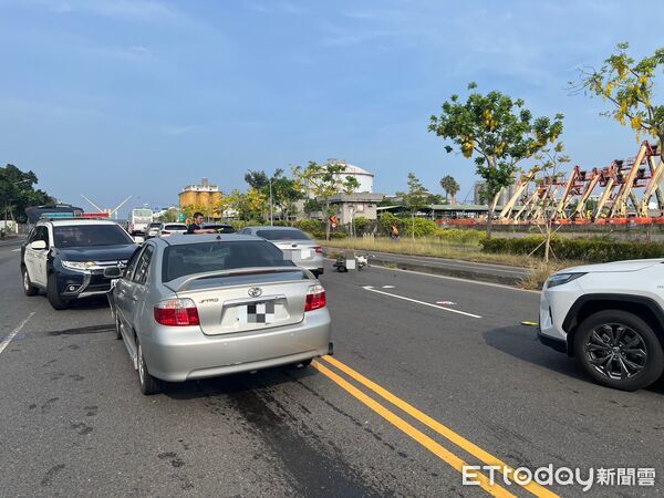 ▲▼前鎮車禍             。（圖／記者陳宏瑞翻攝）