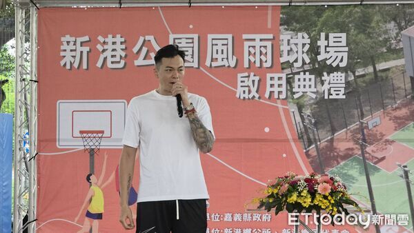 ▲▼   新港公園風雨球場今啟用 翁章梁加碼戶外桌球桌打造全民運動空間 。（圖／記者翁伊森攝）