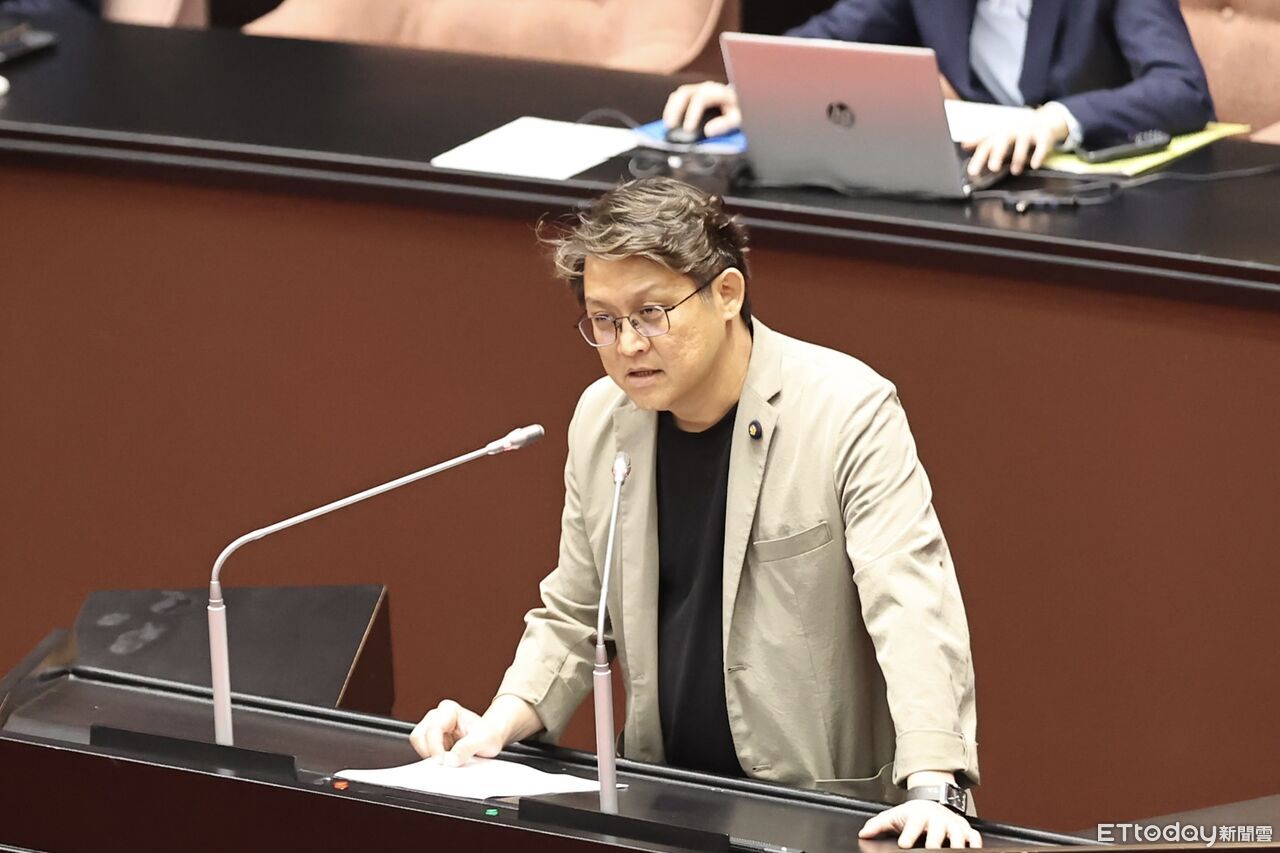 被爆是「玄濟宮大師兄親哥」 黃建賓傻眼:何時多了個弟弟? | ETtoday生活新聞 | ETtoday新聞雲