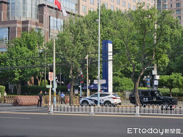 ▲▼北京四季酒店附近維安嚴密。（圖／記者陳冠宇攝）