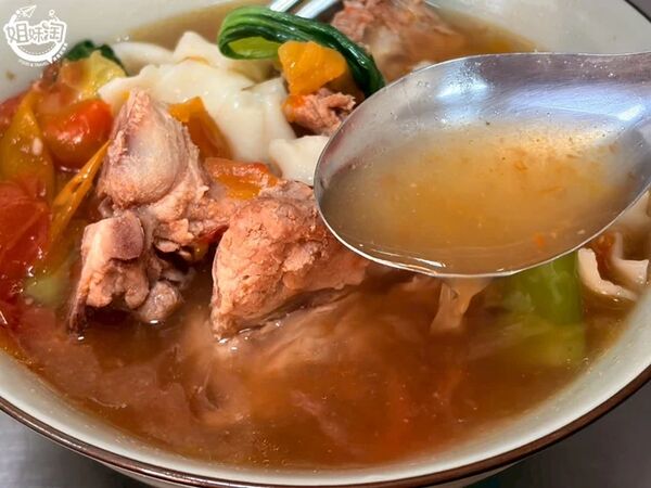 ▲▼苓雅無名麵店。（圖／部落客姊妹淘授權提供）
