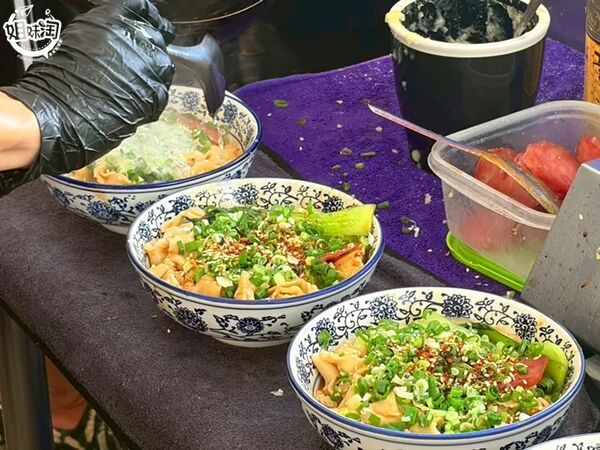 ▲▼苓雅無名麵店。（圖／部落客姊妹淘授權提供）