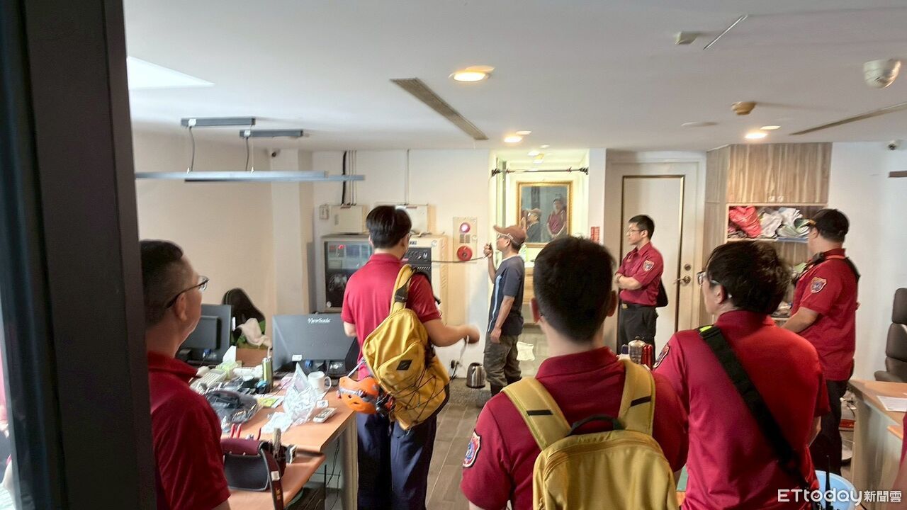 南消二大隊踏勘旅宿場所 模擬實境演練強化火警救援效能