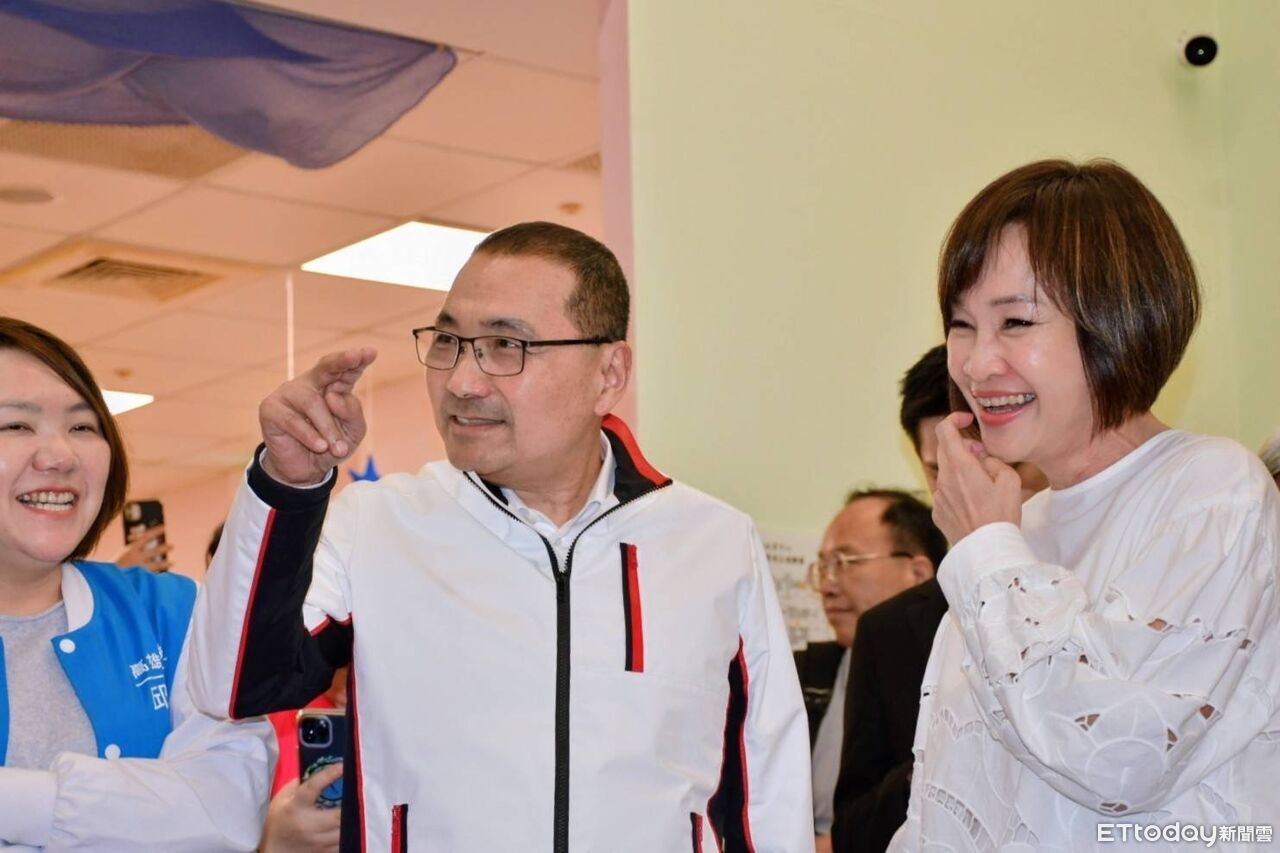 柯志恩率藍營高雄隊取經「新北經驗」 侯友宜讚她最敢扛責任