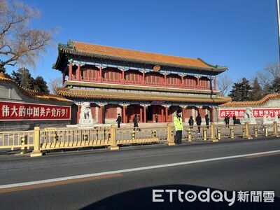中共「神祕中南海」 新華門「雙崗哨兵」制...胡錦濤曾瀛台夜宴連戰