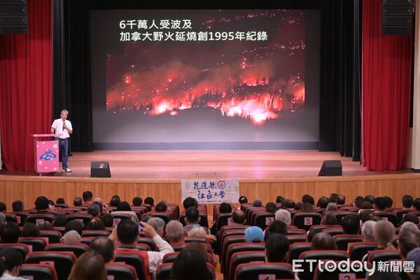 ▲▼當危機來臨時專題系列講座於花蓮縣客家文化會館演藝廳隆重登場。（圖／花蓮縣政府提供，下同）