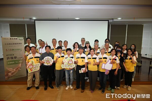▲台灣更生保護會台南分會辦理「2026年度更生輔導員分區座談會」，安排更生保護文物展參訪及業務交流。（記者林東良翻攝，下同）