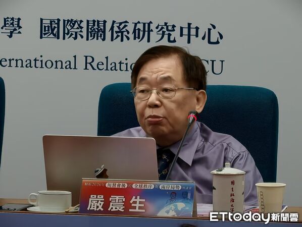 ▲▼ 政大東亞所特聘教授兼國際關係研究中心主任王信賢、東海大學政治系教授邱師儀、國防大學中共軍事事務研究所教授馬振坤、淡江大學兩岸關係研究中心主任張五岳、國立臺灣大學政治系教授張登及、政大國際關係中心兼研究員嚴震生。            。（圖／記者任以芳攝）