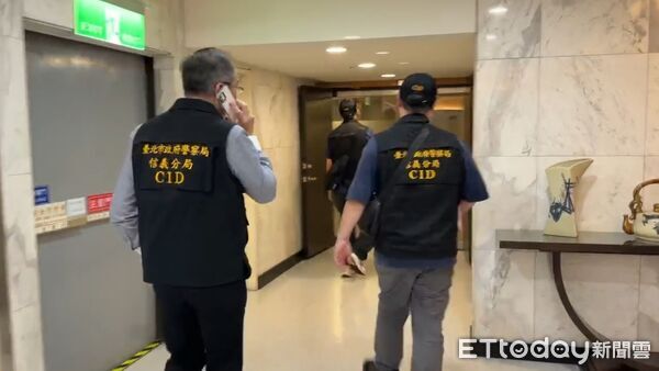 ▲29歲女員工密室逃脫扮女鬼，意外窒息搶救無效亡，遺體今相驗。（圖／記者邱中岳攝）