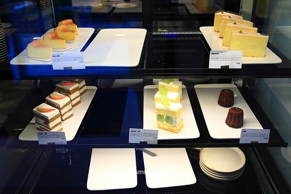▲▼REC COFFEE Taiwan台北敦化店。（圖／部落客UPSSMILE向上的微笑萍子 旅食設影授權提供）