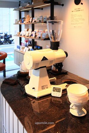 ▲▼REC COFFEE Taiwan台北敦化店。（圖／部落客UPSSMILE向上的微笑萍子 旅食設影授權提供）