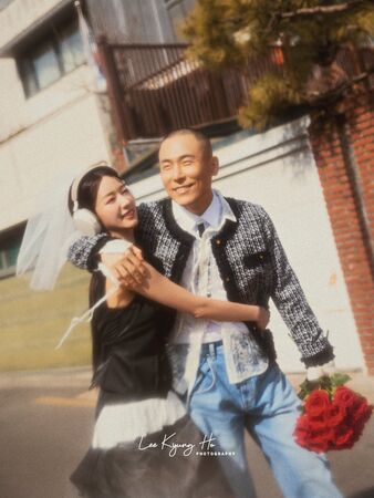 ▲Apink普美與Rado婚紗照曝光。（圖／翻攝自IG）