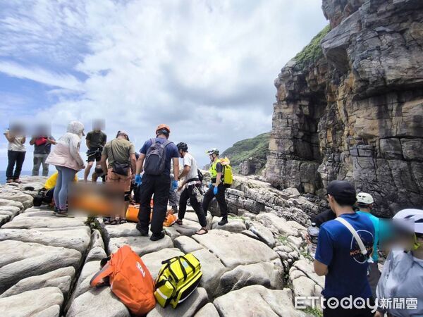 ▲▼新北市貢寮區龍洞攀岩場男子墜落受傷。（圖／記者郭世賢翻攝）