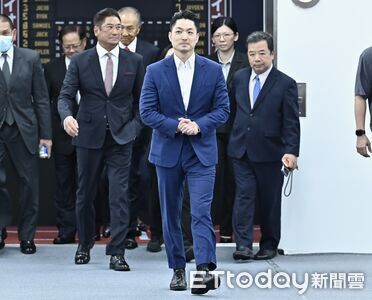 蘇巧慧酸李四川恐讓新北變細漢 蔣萬安:川伯看起來像我細漢?