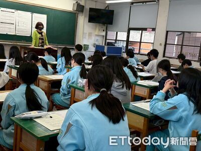 腦麻生會考作文「矯正鞋是光榮印記」獲6級分　感人範本一次看