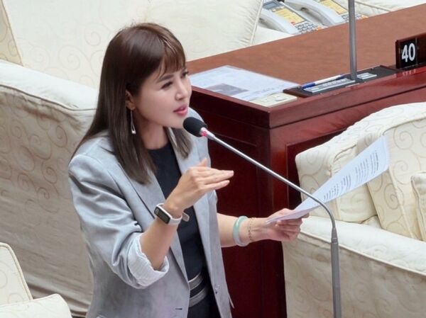 ▲▼國民黨市議員王欣儀質詢北市老鼠議題。（圖／王欣儀辦公室提供）