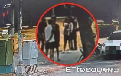 高雄公園驚魂!女持刀揮舞對峙男友嚇壞路人 警安撫趁隙奪刀