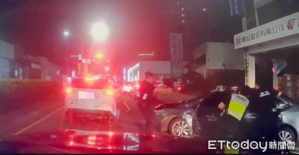 ▲▼台南永康警抓通緝犯。（圖／記者林東良翻攝）