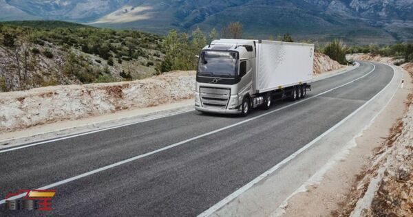 Volvo Trucks 發表全新引擎平台與電動動力系統，加速邁向 2040 年碳中和目標