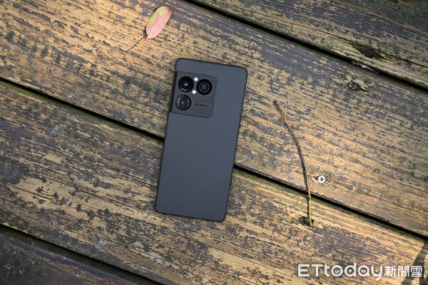 ▲▼         Sony Xperia 1 VIII     。（圖／記者蘇晟彥攝）