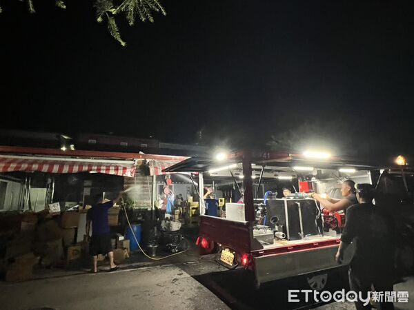 ▲仁愛鄉發祥村光復巷242號商店17日晚間發生火警。（圖／記者高堂堯翻攝，下同）