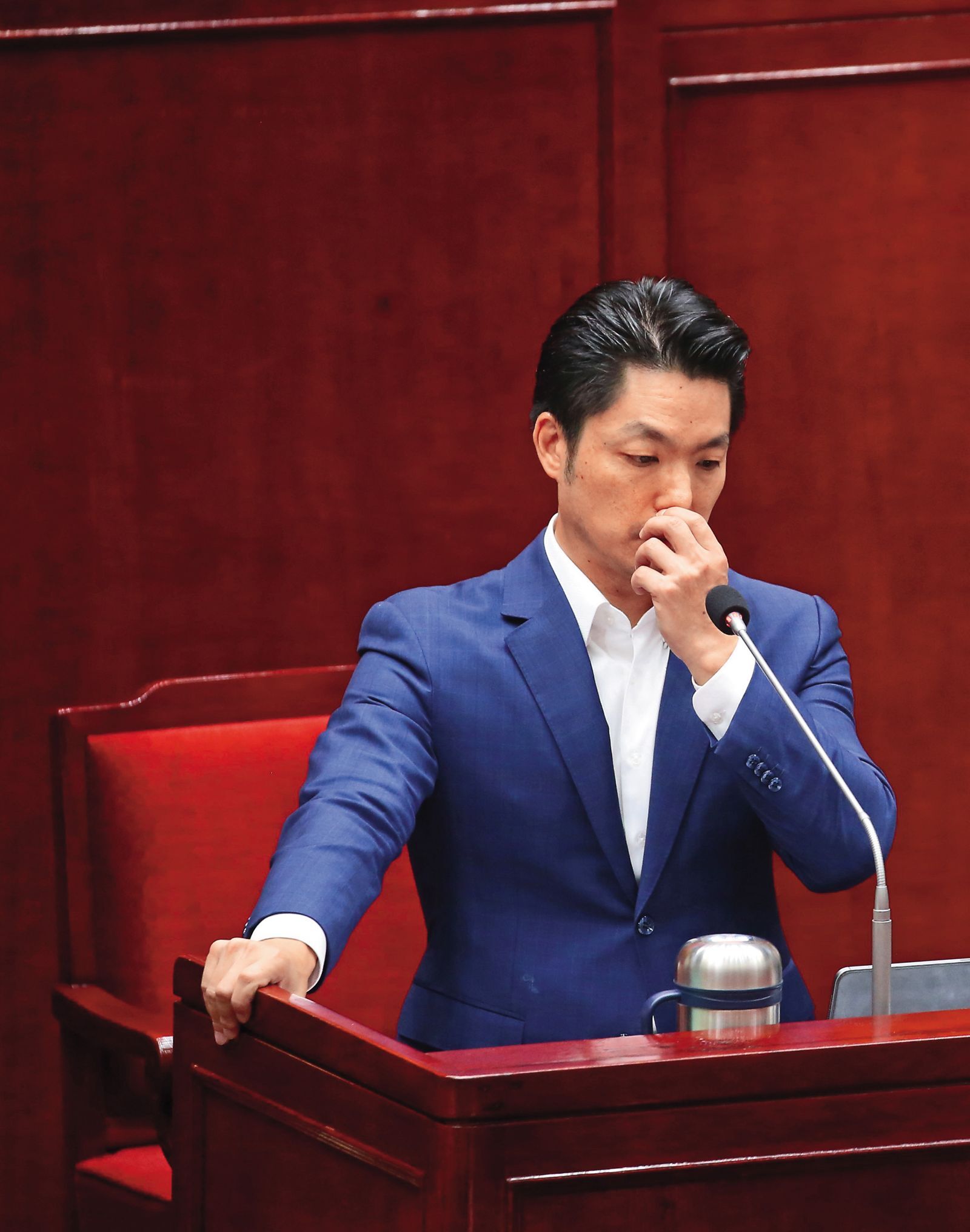 面對綠營徵召沈伯洋參選北市，現任市長蔣萬安（圖）強調自己每天專注在市政。（鏡報董孟航）
