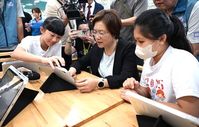 全台最狂！彰化砸近10億推「生生有平板」　 國中小人人可帶回家