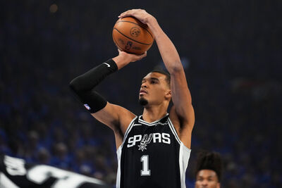 快訊／溫班亞瑪「全票」入選！　NBA年度防守1、2隊出爐