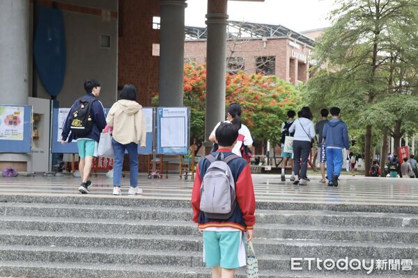 ▲115年國中教育會考高雄考區。（圖／記者許宥孺翻攝）
