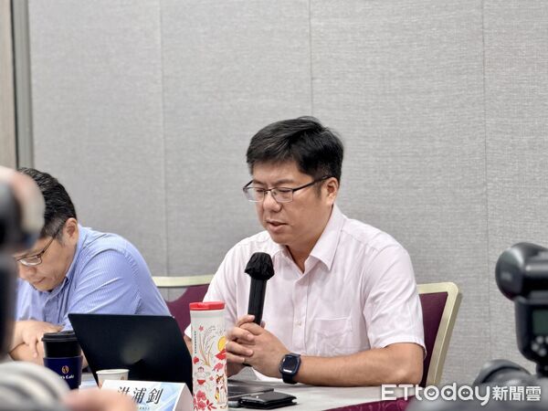 ▲▼川習會後兩岸關係發展前瞻座談會,東海大學陸研中心副執行長洪浦釗。（圖／記者蔡紹堅攝）