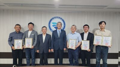 航港局表揚114年優等引水人 肯定其提升航行安全與協助海難救助