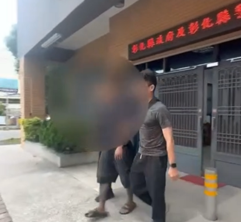 ▲大甲媽繞境打警察骨折受傷，警方火速逮人。（資料圖／警方提供）