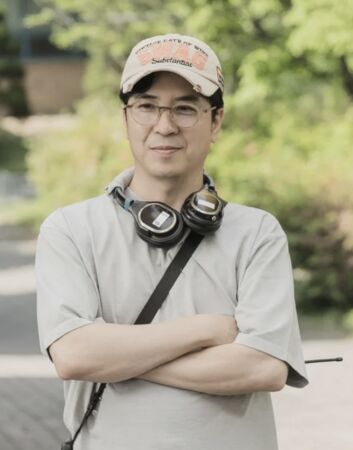 ▲▼▲▼萬歲喊成千歲！《21世紀》犯致命失誤　導演受訪哭了：是我無知⋯。（圖／Disney+提供、翻攝自Herald Muse）