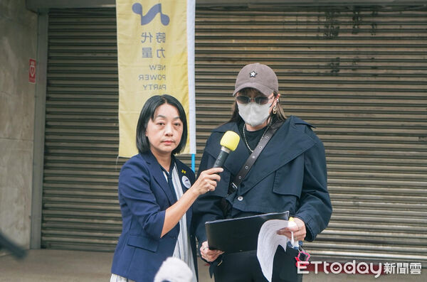 ▲▼色警逼脫衣拍照竟不起訴　被害女曝警局冷血對話      。（圖／記者賴文萱翻攝）