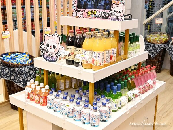 ▲▼菓樂町日本零食專賣中聯北屯總站店。（圖／糖糖`s 享食生活授權提供）
