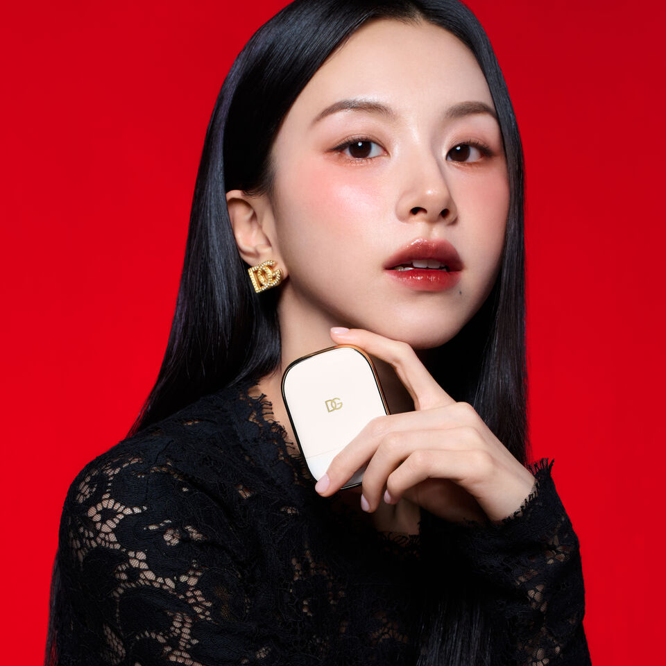 ▲DOLCE&GABBANA,M&middot;A&middot;C,彩妝,腮紅,腮紅棒,試開箱,。（圖／品牌提供）