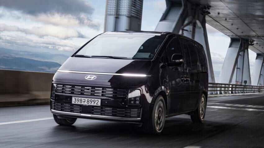 ▲小改款Hyundai Staria要來了！經銷端已經開始接單預熱。（圖／翻攝自Hyundai）